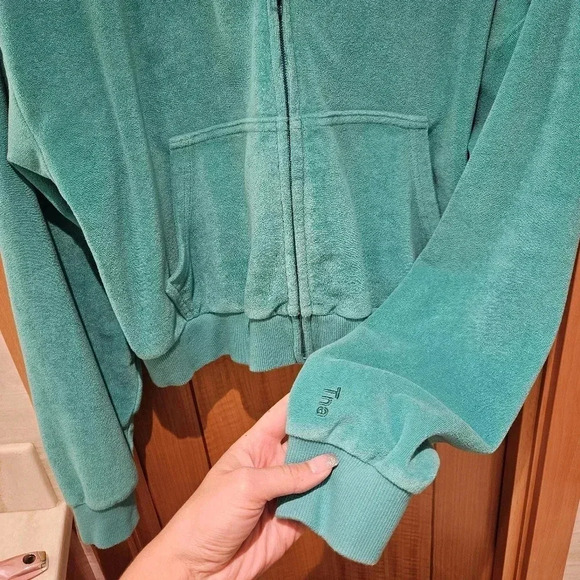 Aritzia TNA Boyfriend Terry Zip Up Aqua Size Medium - Picture 5 of 10